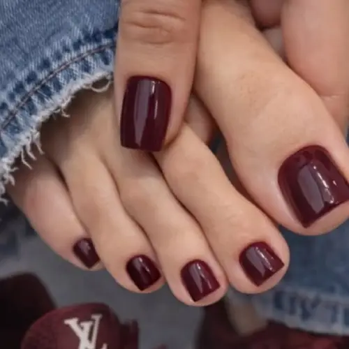 Feet Gel Polish on Natural Nails