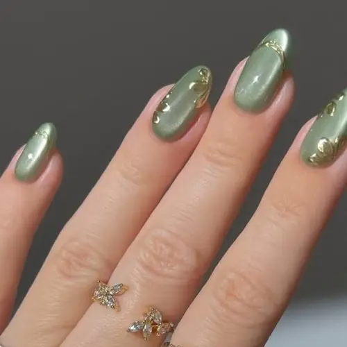 Cat Eye on Natural Nails